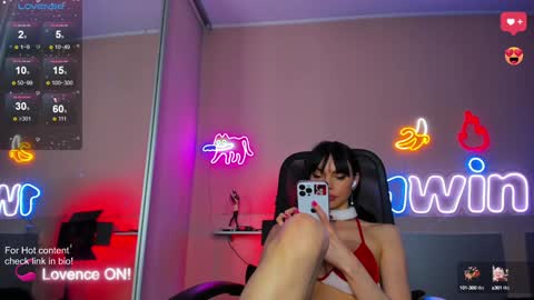 Slemgem Amy  friends online show from December 28, 2024, 6:29 pm