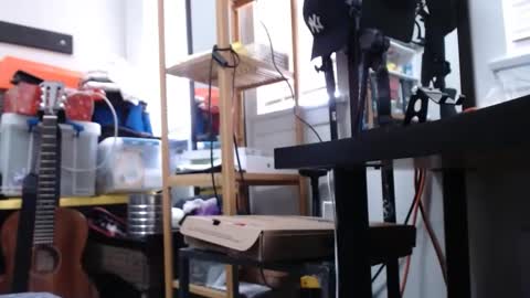 Snapshot of sliderguy699 chatting on February 4, 2025, 6:06 pm sliderguy699 online show from February 4, 2025, 6:06 pm