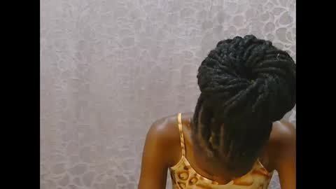 slim_girl01 online show from January 28, 2025, 4:52 pm