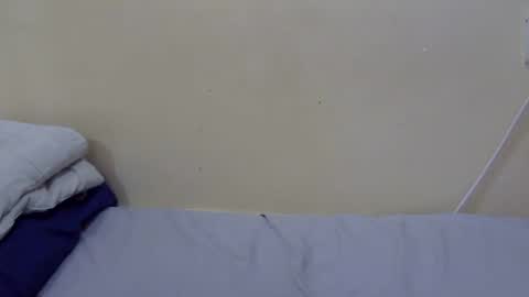 Snapshot of slim_kiteey chatting on December 1, 2025, 10:20 am slim_kiteey online show from December 1, 2025, 10:20 am