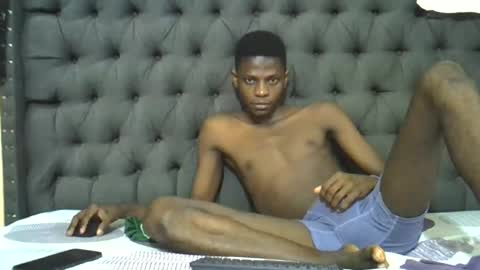 Snapshot of slim_long01 chatting on June 7, 2026, 6:50 am slim long01 online show from June 7, 2026, 6:50 am