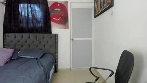 slim_master12 online show from June 9, 2026, 6:08 pm