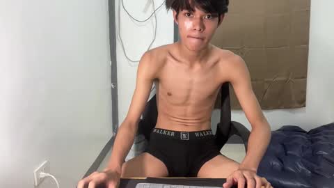 Snapshot of slim_sensation chatting on October 7, 2025, 2:14 pm slim_sensation online show from October 7, 2025, 2:14 pm