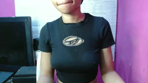 slimass31 online show from May 13, 2026, 5:16 am