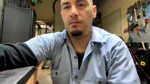 Snapshot of slimefest11 chatting on April 4, 2026, 2:25 pm More more more online show from April 4, 2026, 2:25 pm