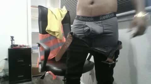 slimjimorange9 online show from May 16, 2026, 9:24 pm