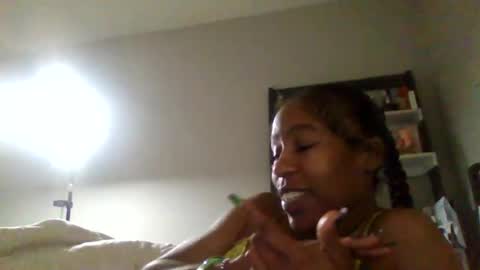 Snapshot of slimmmgooodiexoxo chatting on February 10, 2025, 5:30 pm slimmmgooodiexoxo online show from February 10, 2025, 5:30 pm