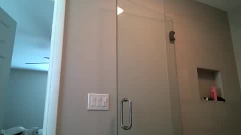 slimmmgooodiexoxo online show from January 6, 2026, 4:32 pm