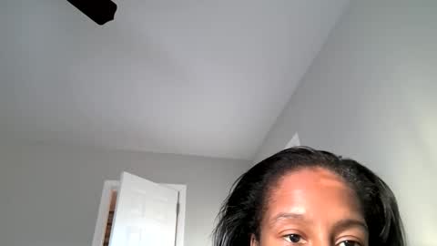 slimmmgooodiexoxo online show from January 11, 2026, 2:00 pm