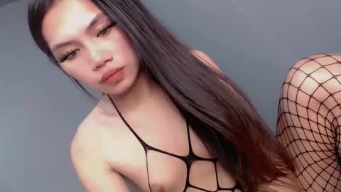 slut4attention online show from December 19, 2025, 2:18 am