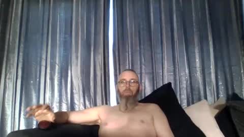 slutfucker20 online show from April 12, 2026, 7:13 am
