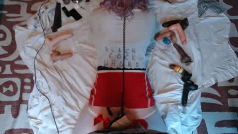 slutgurl_pdx online show from January 1, 2025, 5:55 pm