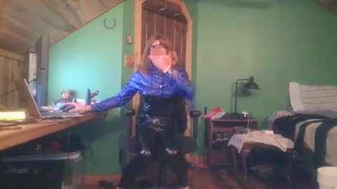 slutjennifertransxx online show from September 21, 2025, 2:35 am