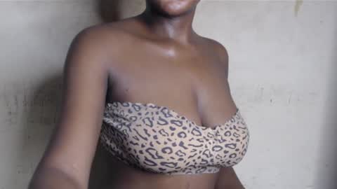 Snapshot of sluttx_choco chatting on May 10, 2026, 7:30 pm sluttx_choco online show from May 10, 2026, 7:30 pm