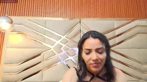 MARCELA online show from March 3, 2025, 12:48 pm