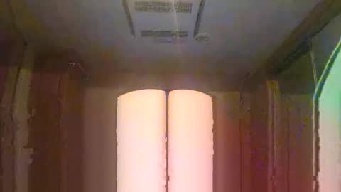 sluttyaust online show from December 1, 2025, 6:35 pm