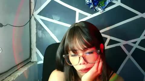 sluttypatotie online show from April 22, 2026, 11:34 am