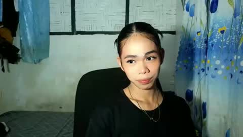sluttypatotie online show from May 14, 2026, 10:33 am