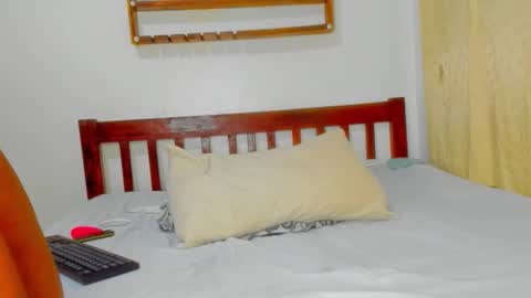 Sexyslutt online show from September 16, 2025, 8:04 am