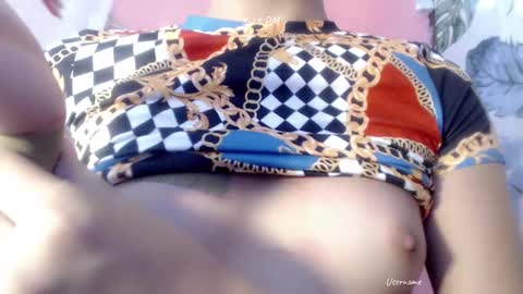 Snapshot of slutyyqueen chatting on September 12, 2025, 3:28 am slutyyqueen online show from September 12, 2025, 3:28 am