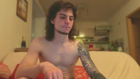 Gus online show from April 9, 2026, 1:49 pm