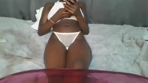 sly_rose online show from April 10, 2026, 9:19 pm