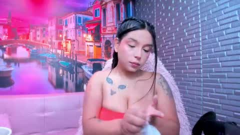 Mariana Torres online show from October 18, 2025, 2:07 pm