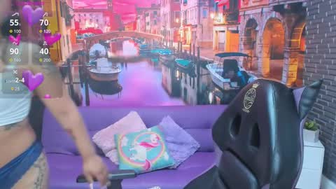 Mariana Torres online show from November 24, 2025, 2:17 pm