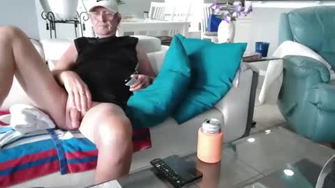 Daddy online show from April 27, 2026, 5:44 pm