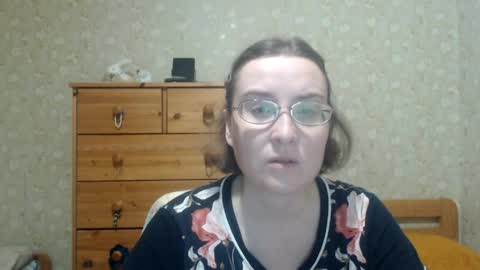 smart_rose online show from April 2, 2026, 6:05 pm