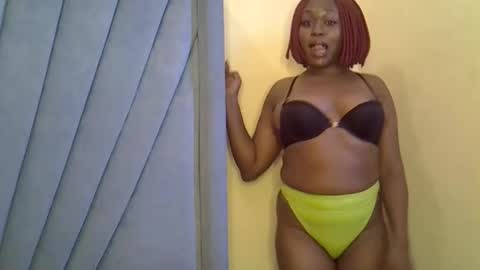 Snapshot of smiley_berry chatting on September 16, 2025, 2:07 pm smiley_berry online show from September 16, 2025, 2:07 pm