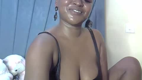 Snapshot of smiley_berry chatting on September 23, 2025, 6:33 pm smiley_berry online show from September 23, 2025, 6:33 pm