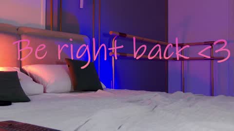 Mia online show from February 1, 2025, 11:10 am