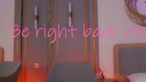 Mia online show from February 4, 2025, 8:13 am