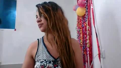 smileycherry online show from December 31, 2024, 3:23 am