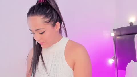      online show from February 20, 2025, 10:04 pm