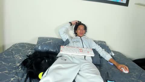 smitt jr online show from February 9, 2026, 2:48 am