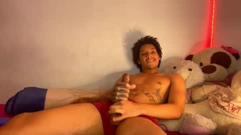 smith_kiki66 online show from June 10, 2026, 5:23 pm