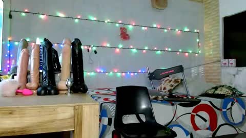 Smithdara online show from November 24, 2025, 12:54 am