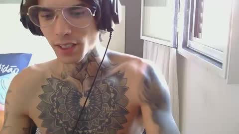 smoke_ink online show from March 9, 2025, 7:37 pm