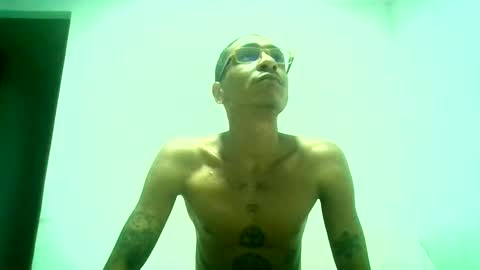 Snapshot of smokepurxxx chatting on February 9, 2026, 1:20 am smokepurxxx online show from February 9, 2026, 1:20 am