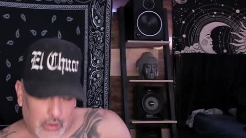 Snapshot of smokey915 chatting on January 2, 2025, 2:24 pm Smokey915 online show from January 2, 2025, 2:24 pm