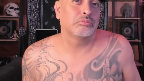 Snapshot of smokey915 chatting on January 10, 2025, 5:13 pm Smokey915 online show from January 10, 2025, 5:13 pm