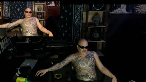 Snapshot of smokey915 chatting on January 18, 2025, 5:41 am Smokey915 online show from January 18, 2025, 5:41 am