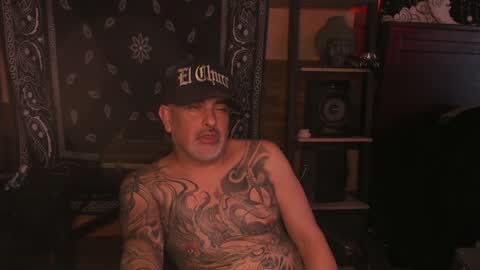 Snapshot of smokey915 chatting on February 6, 2025, 2:37 pm Smokey915 online show from February 6, 2025, 2:37 pm