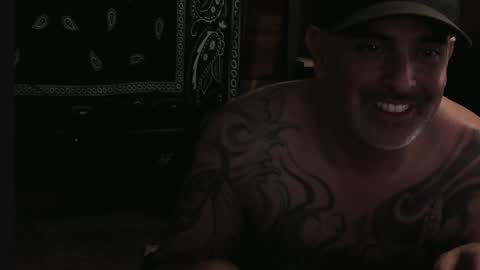 Snapshot of smokey915 chatting on February 7, 2025, 8:53 pm Smokey915 online show from February 7, 2025, 8:53 pm