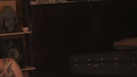 Snapshot of smokey915 chatting on February 8, 2025, 6:01 am Smokey915 online show from February 8, 2025, 6:01 am