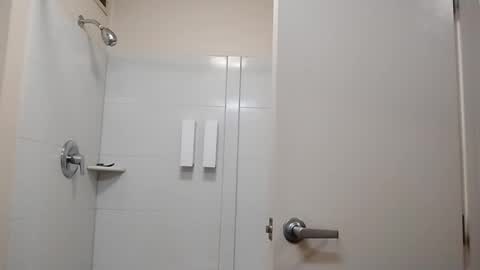 Snapshot of smokey915 chatting on September 28, 2025, 8:47 pm Smokey915 online show from September 28, 2025, 8:47 pm