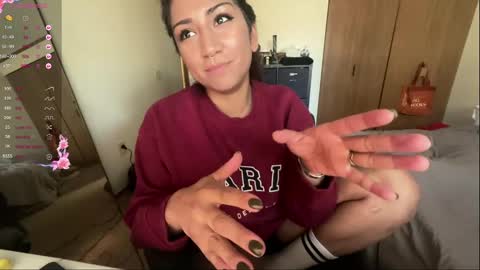 Carolina online show from February 26, 2025, 10:09 pm