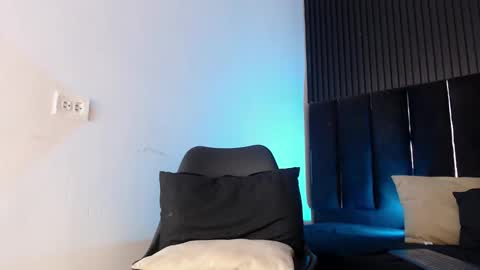 Ethan online show from February 25, 2026, 2:37 pm